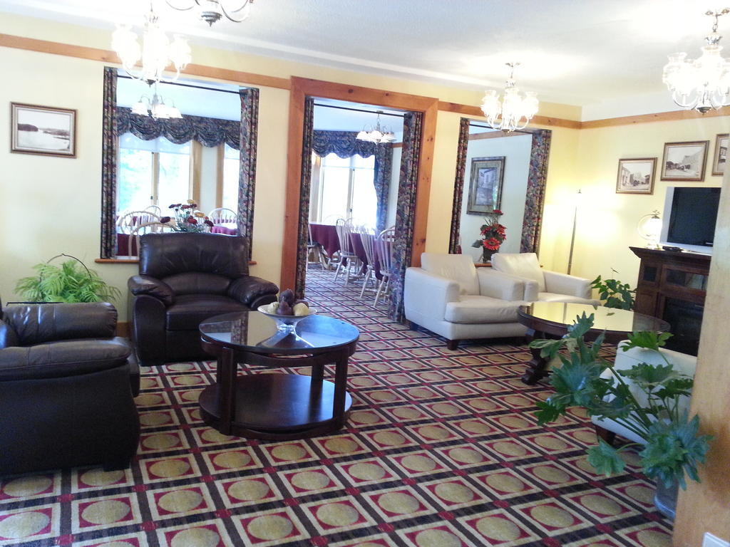 Granite Town Hotel Saint George Extérieur photo