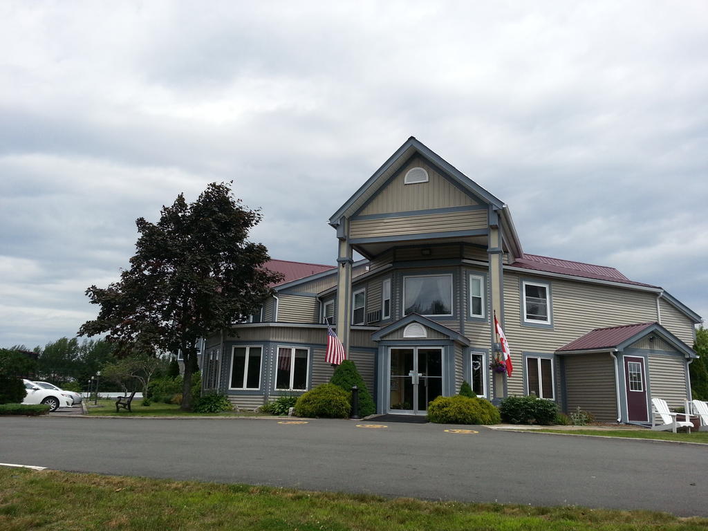 Granite Town Hotel Saint George Extérieur photo