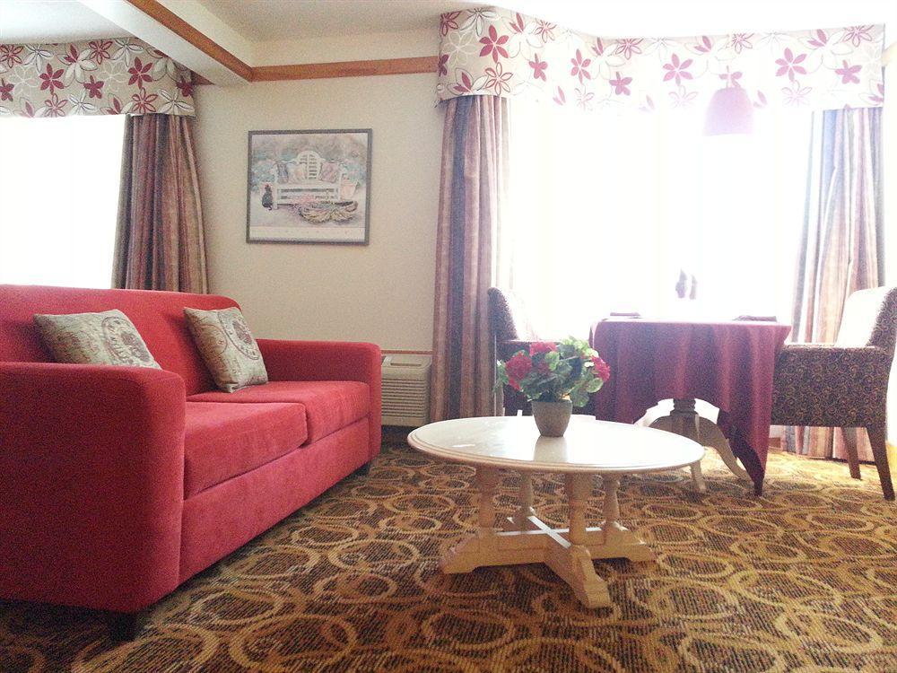 Granite Town Hotel Saint George Extérieur photo