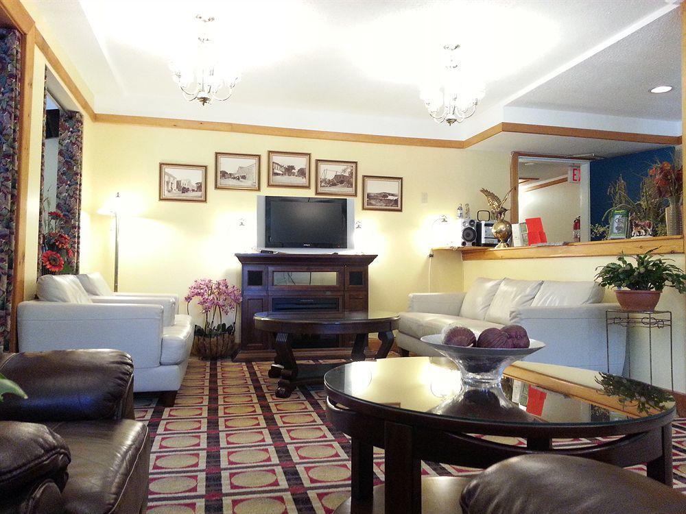 Granite Town Hotel Saint George Extérieur photo
