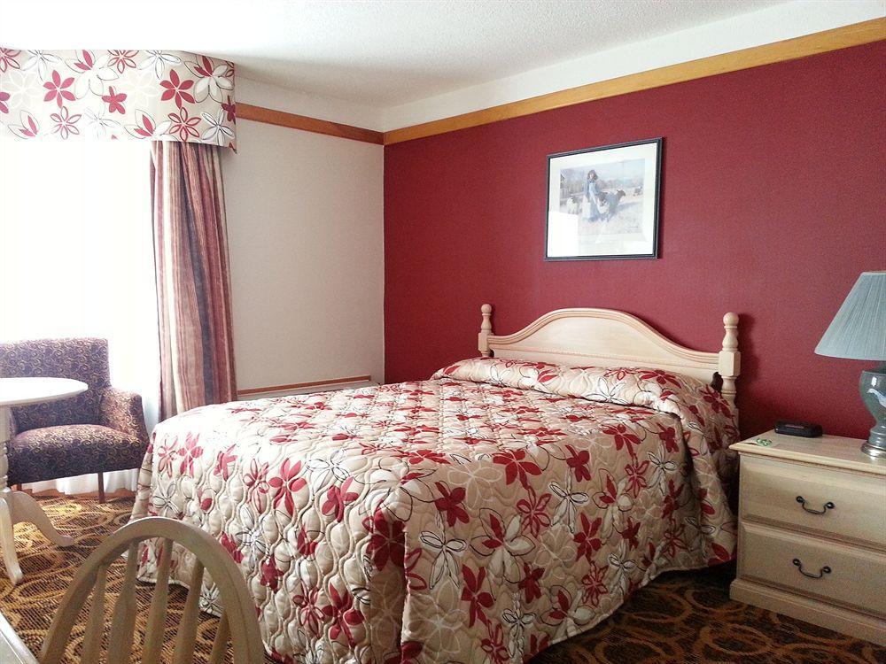 Granite Town Hotel Saint George Extérieur photo