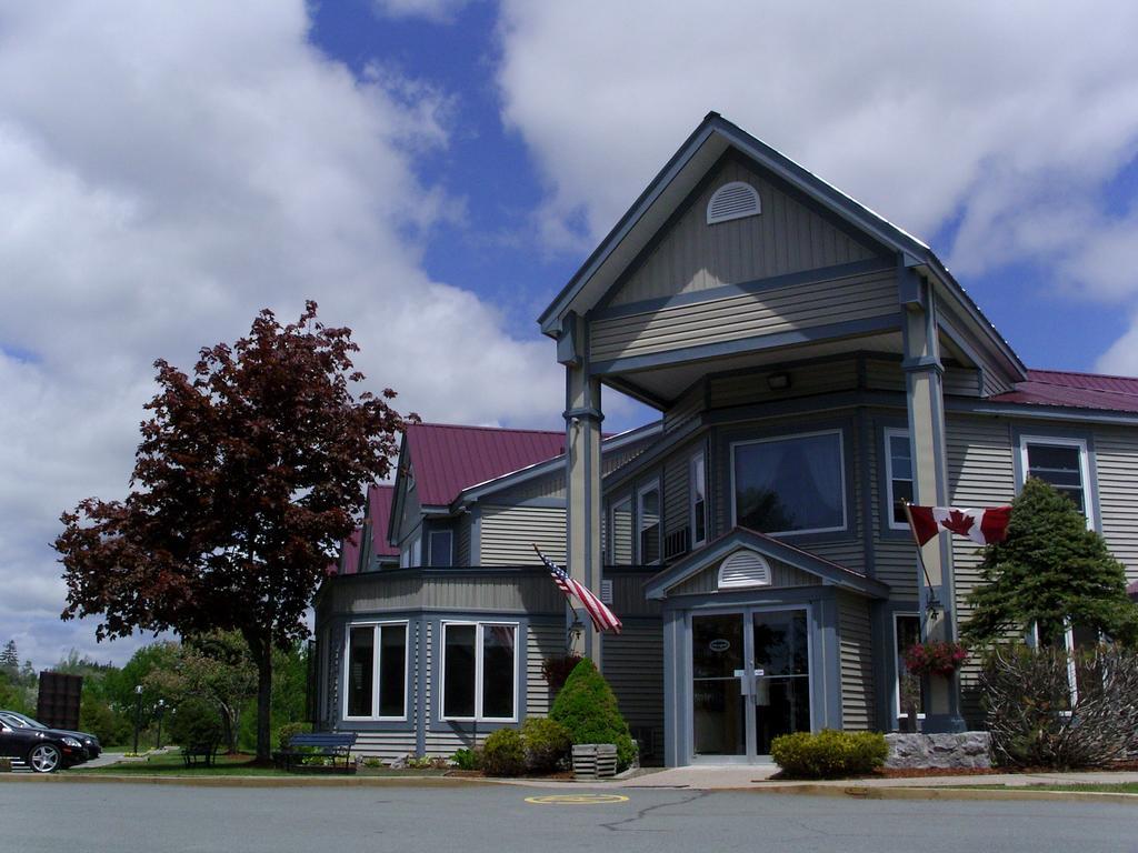 Granite Town Hotel Saint George Extérieur photo